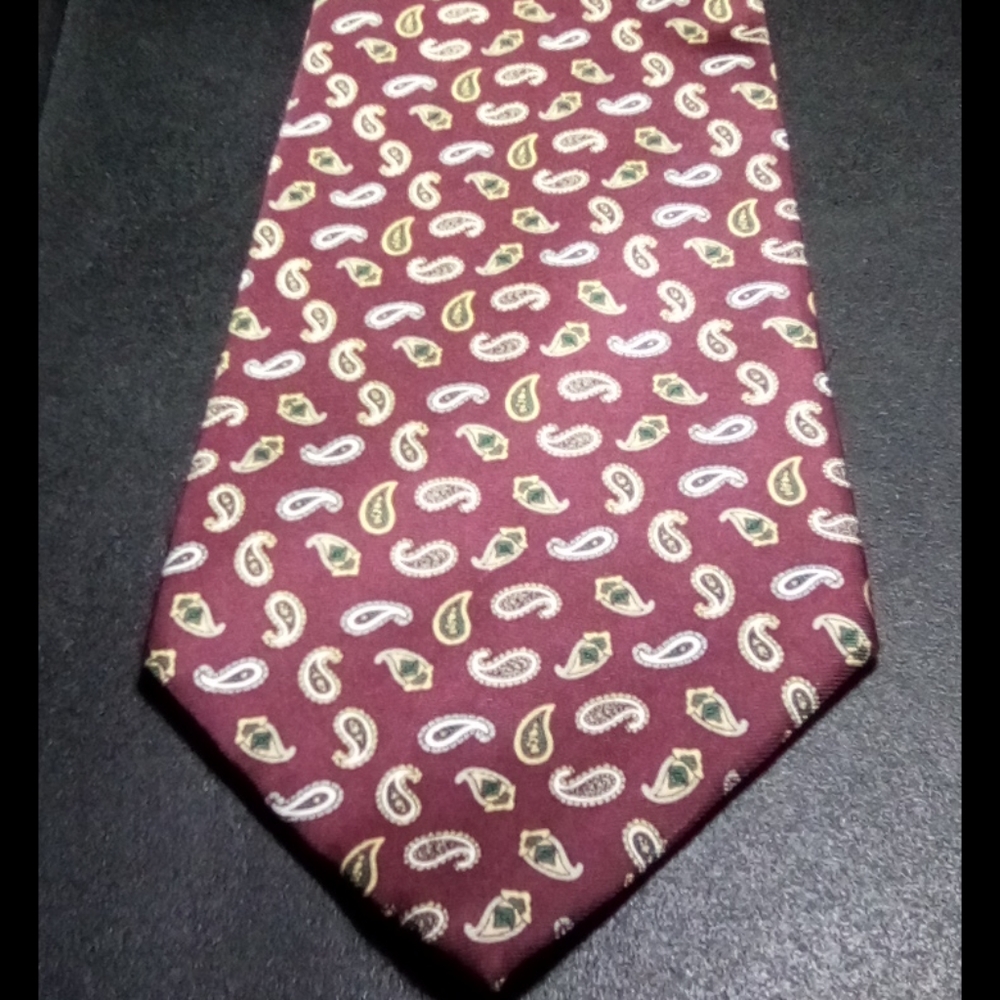 1970s Style Wide Tie 100% Silk